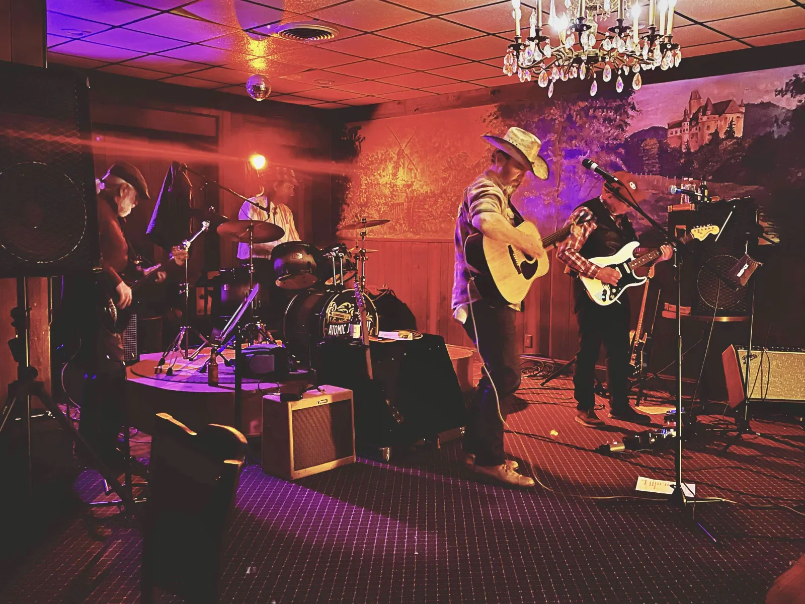 Atomic Junction photo 5