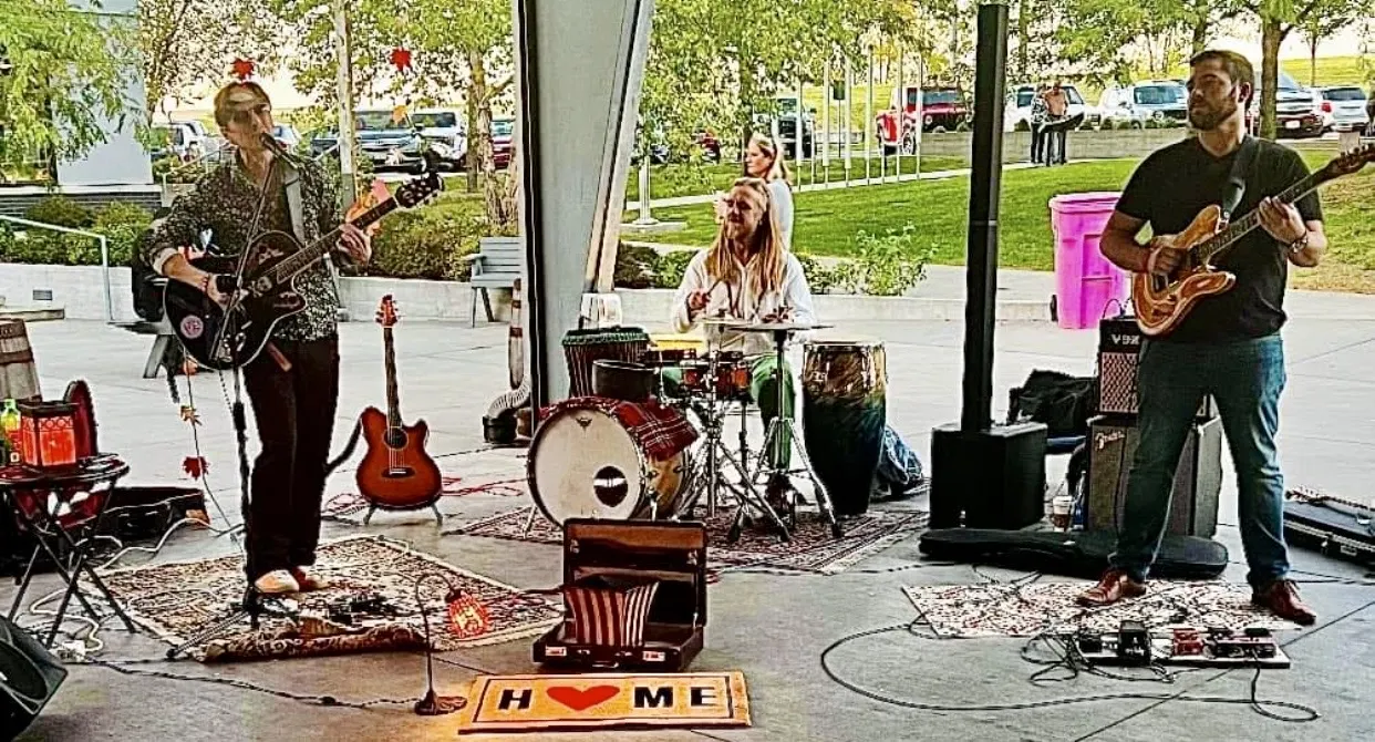 Hometown Tourist photo 1