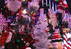 Santa Visits Big Christmas at Station 7 Tavern!