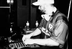 House/Chillhop DJ Night with Dyami Cluney