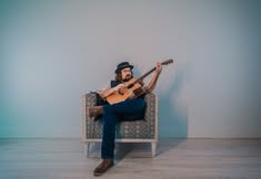 Jason Heeter (solo) at Bourbon & Bitters