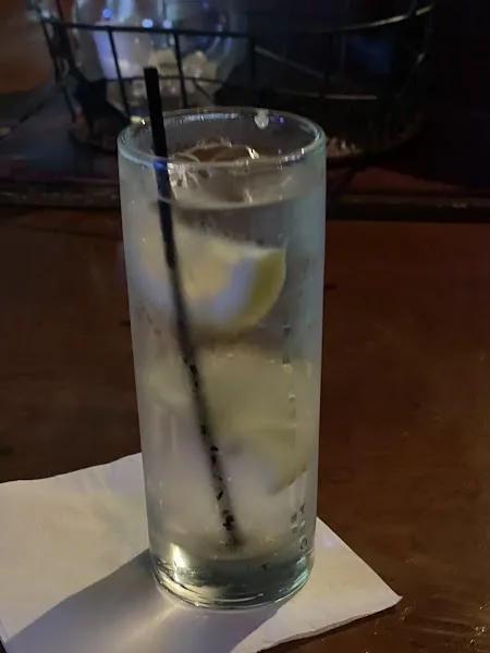 Pete's Place Restaurant & Lounge