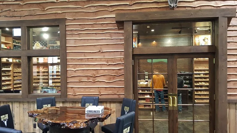 Outlaw Cigar & Brewery