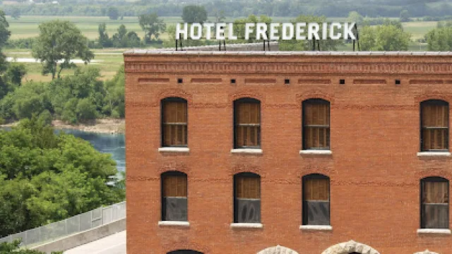 Hotel Frederick